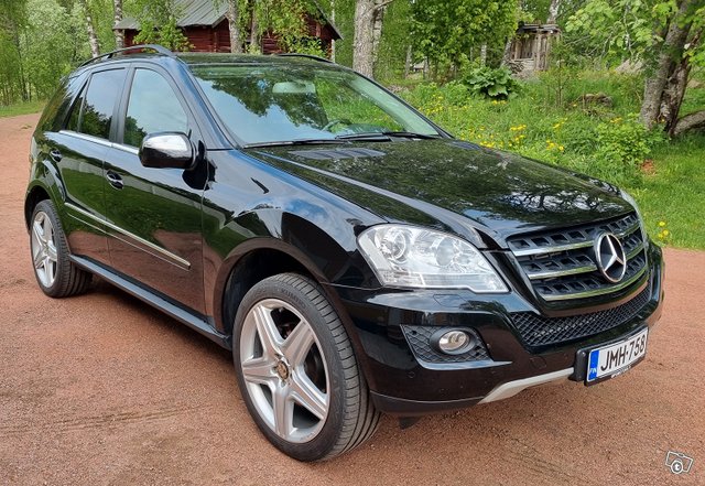 Mercedes-Benz ML 420, kuva 1