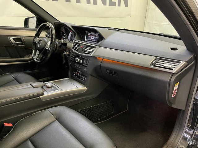 Mercedes-Benz E 11