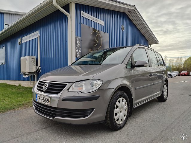 Volkswagen Touran, kuva 1