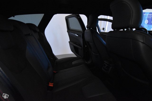 Ford Mondeo 13