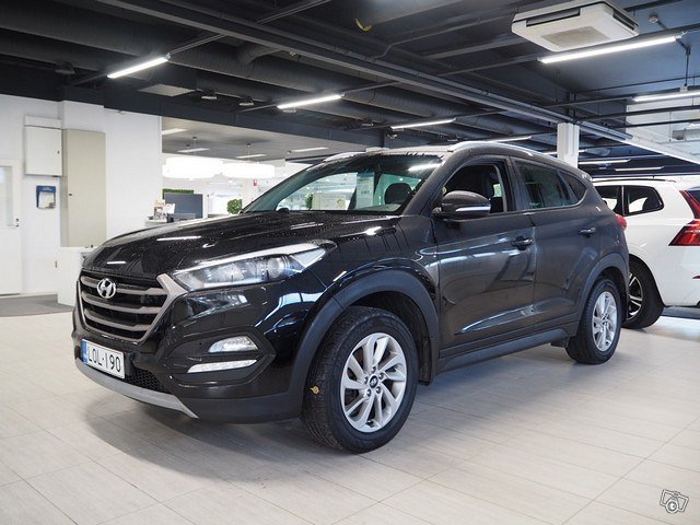 HYUNDAI Tucson 1