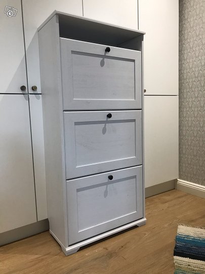 Ikea Brusali kenkäkaappi, Hylly...