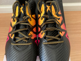Adidas -jalkapallokengät, 42, Jalkapallo, Urheilu ja ulkoilu, Kemijärvi, Tori.fi Adidas -jalkapallokengät, 42, Jalkapallo, Urheilu ja ulkoilu, Kemijärvi, Tori.fi