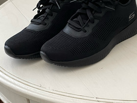 SKECHERS lenkkarit, Juoksu ja lenkkeily, Urheilu ja ulkoilu, Naantali, Tori.fi SKECHERS lenkkarit, Juoksu ja lenkkeily, Urheilu ja ulkoilu, Naantali, Tori.fi