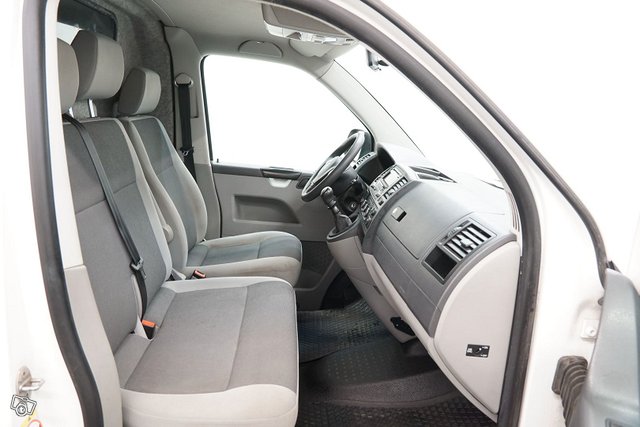 Volkswagen Transporter 11
