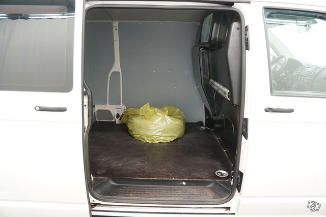 Volkswagen Transporter 21