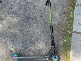 Scootti, Rullaluistelu ja skeittaus, Urheilu ja ulkoilu, Lahti, Tori.fi Scootti, Rullaluistelu ja skeittaus, Urheilu ja ulkoilu, Lahti, Tori.fi
