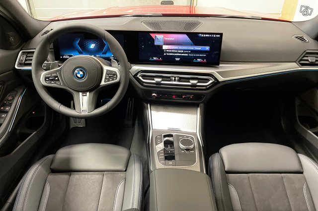 BMW 330 8