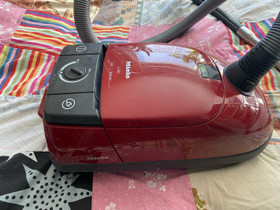 Miele pölymimuri, Pölynimurit ja siivousvälineet, Kodinkoneet, Kemi, Tori.fi Miele pölymimuri, Pölynimurit ja siivousvälineet, Kodinkoneet, Kemi, Tori.fi