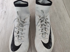 Nike CR7 Mercurial X 38,5 Futsal/sisäpeli, Jalkapallo, Urheilu ja ulkoilu, Seinäjoki, Tori.fi Nike CR7 Mercurial X 38,5 Futsal/sisäpeli, Jalkapallo, Urheilu ja ulkoilu, Seinäjoki, Tori.fi