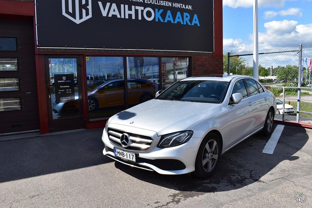 Mercedes-Benz E, kuva 1