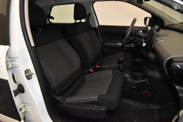 Citroen C4 Cactus 14