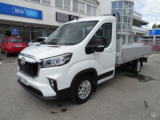 MAXUS E-DELIVER 9