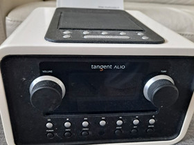 Radio cd-soitin, Audio ja musiikkilaitteet, Viihde-elektroniikka, Oulu, Tori.fi Radio cd-soitin, Audio ja musiikkilaitteet, Viihde-elektroniikka, Oulu, Tori.fi