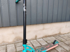 MGP Origin Pro Scootti, Rullaluistelu ja skeittaus, Urheilu ja ulkoilu, Ylivieska, Tori.fi MGP Origin Pro Scootti, Rullaluistelu ja skeittaus, Urheilu ja ulkoilu, Ylivieska, Tori.fi