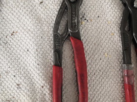 Knipex copra siirtoleukapihdit, Työkalut, tikkaat ja laitteet, Rakennustarvikkeet ja työkalut, Helsinki, Tori.fi Knipex copra siirtoleukapihdit, Työkalut, tikkaat ja laitteet, Rakennustarvikkeet ja työkalut, Helsinki, Tori.fi