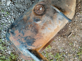 Volvo duett bensatankki, Autovaraosat, Auton varaosat ja tarvikkeet, Mynämäki, Tori.fi Volvo duett bensatankki, Autovaraosat, Auton varaosat ja tarvikkeet, Mynämäki, Tori.fi
