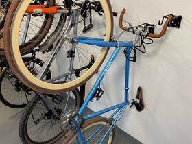 Quella varsity collection sinkula/fixie polkupyörä, Muut pyörät, Polkupyörät ja pyöräily, Vantaa, Tori.fi Quella varsity collection sinkula/fixie polkupyörä, Muut pyörät, Polkupyörät ja pyöräily, Vantaa, Tori.fi