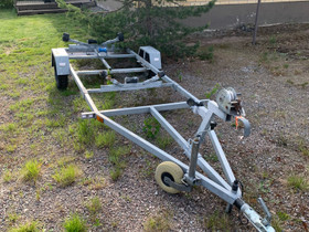 Epäkuntoinen venetraileri, Peräkärryt ja trailerit, Auton varaosat ja tarvikkeet, Luumäki, Tori.fi Epäkuntoinen venetraileri, Peräkärryt ja trailerit, Auton varaosat ja tarvikkeet, Luumäki, Tori.fi