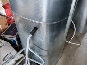 Öljysäiliö 750L, Lämmityslaitteet ja takat, Rakennustarvikkeet ja työkalut, Lahti, Tori.fi Öljysäiliö 750L, Lämmityslaitteet ja takat, Rakennustarvikkeet ja työkalut, Lahti, Tori.fi