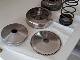 Piaggio/gilera koneeseen variaattorin osia, Skootterit, Moto, Kempele, Tori.fi Piaggio/gilera koneeseen variaattorin osia, Skootterit, Moto, Kempele, Tori.fi