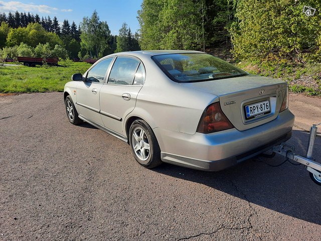 Daewoo Evanda 4