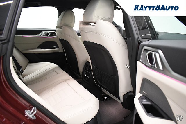BMW I4 24