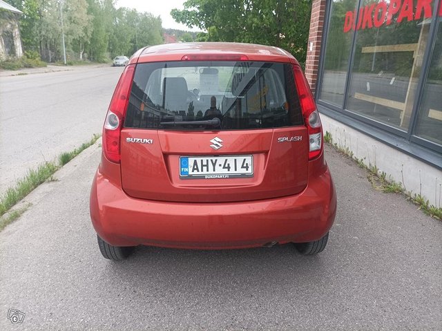 Suzuki Splash 5