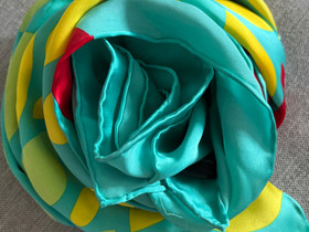 Pareo-huivi, 100% silkkiä, Muut asusteet, Asusteet ja kellot, Kotka, Tori.fi Pareo-huivi, 100% silkkiä, Muut asusteet, Asusteet ja kellot, Kotka, Tori.fi