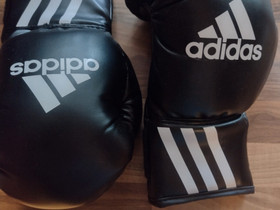 Adidas nyrkkeilyhanskat, Kamppailulajit, Urheilu ja ulkoilu, Lappeenranta, Tori.fi Adidas nyrkkeilyhanskat, Kamppailulajit, Urheilu ja ulkoilu, Lappeenranta, Tori.fi