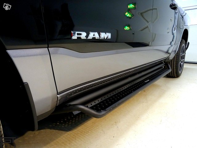 Dodge Ram 14