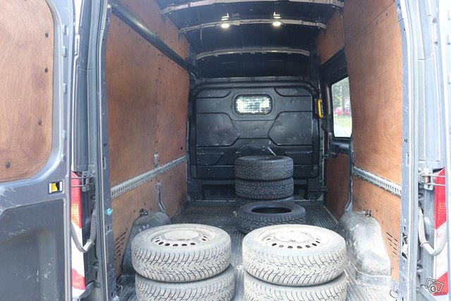 Ford Transit 11