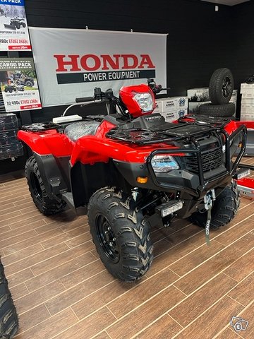 Honda TRX 520 FE tarkatorimönkijä, heti varastosta 2