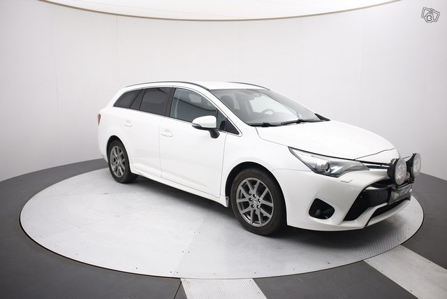 Toyota Avensis, kuva 1