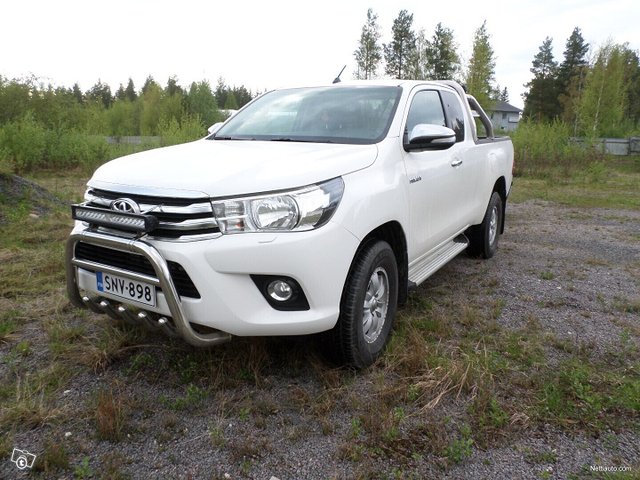 Toyota Hilux