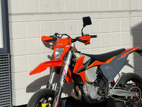 KTM EXC Supermoto-paketti, Renkaat, Mototarvikkeet ja varaosat, Helsinki, Tori.fi KTM EXC Supermoto-paketti, Renkaat, Mototarvikkeet ja varaosat, Helsinki, Tori.fi