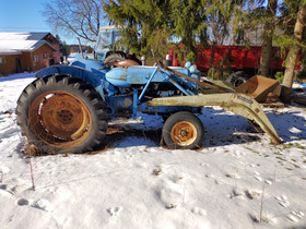 Fordson MJajor etukuoormaajalla, Traktorit, Traktorit ja raskas kalusto, Merikarvia, Tori.fi Fordson MJajor etukuoormaajalla, Traktorit, Traktorit ja raskas kalusto, Merikarvia, Tori.fi