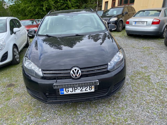 Volkswagen Golf 8