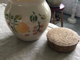 Pentik purkki tai maljakko, Säilytysastiat ja rasiat, Keittiötarvikkeet ja astiat, Akaa, Tori.fi Pentik purkki tai maljakko, Säilytysastiat ja rasiat, Keittiötarvikkeet ja astiat, Akaa, Tori.fi