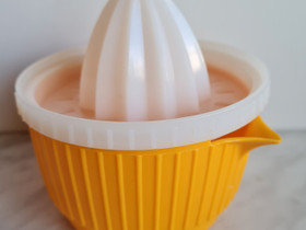 Retro sitruunapuristin, Made In Finland., Keittiövälineet, Keittiötarvikkeet ja astiat, Kuopio, Tori.fi Retro sitruunapuristin, Made In Finland., Keittiövälineet, Keittiötarvikkeet ja astiat, Kuopio, Tori.fi