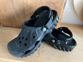 Crocsit 38-39, Vaatteet ja kengät, Rovaniemi, Tori.fi Crocsit 38-39, Vaatteet ja kengät, Rovaniemi, Tori.fi