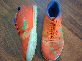 Nike Mercurial, Jalkapallo, Urheilu ja ulkoilu, Lempäälä, Tori.fi Nike Mercurial, Jalkapallo, Urheilu ja ulkoilu, Lempäälä, Tori.fi