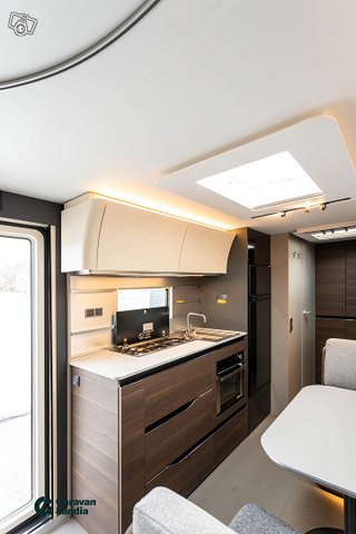 ADRIA ALPINA 663 PT (7 HLÖ) Moverilla, kuva 1