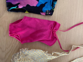 Retro Barbie uimapuvut, Lelut ja pelit, Lastentarvikkeet ja lelut, Hämeenlinna, Tori.fi Retro Barbie uimapuvut, Lelut ja pelit, Lastentarvikkeet ja lelut, Hämeenlinna, Tori.fi