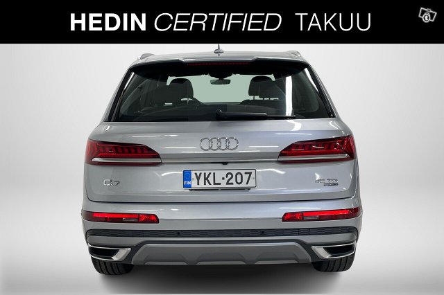 AUDI Q7 3