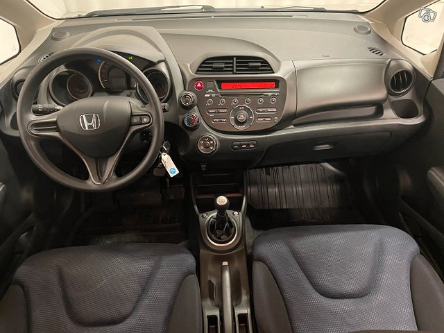 Honda Jazz 13
