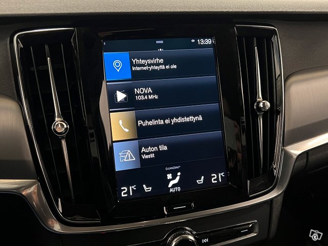 Volvo V90 21