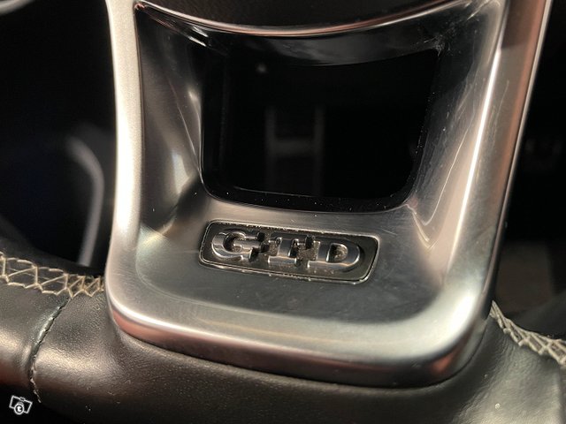 Volkswagen Golf 23