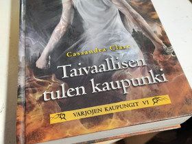 Taivaallisen tulen kaupunki Cassandra Clare, Kaunokirjallisuus, Kirjat ja lehdet, Lahti, Tori.fi Taivaallisen tulen kaupunki Cassandra Clare, Kaunokirjallisuus, Kirjat ja lehdet, Lahti, Tori.fi