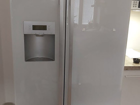 Bosch sidebyside jääkaappi, Jääkaapit ja pakastimet, Kodinkoneet, Vantaa, Tori.fi Bosch sidebyside jääkaappi, Jääkaapit ja pakastimet, Kodinkoneet, Vantaa, Tori.fi